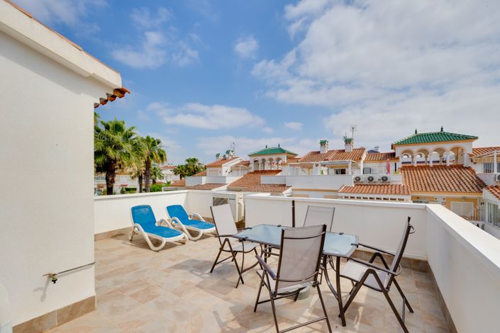Image No.33-2 Bed Apartment for sale