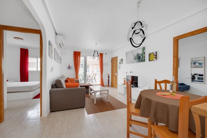Image No.8-2 Bed Apartment for sale