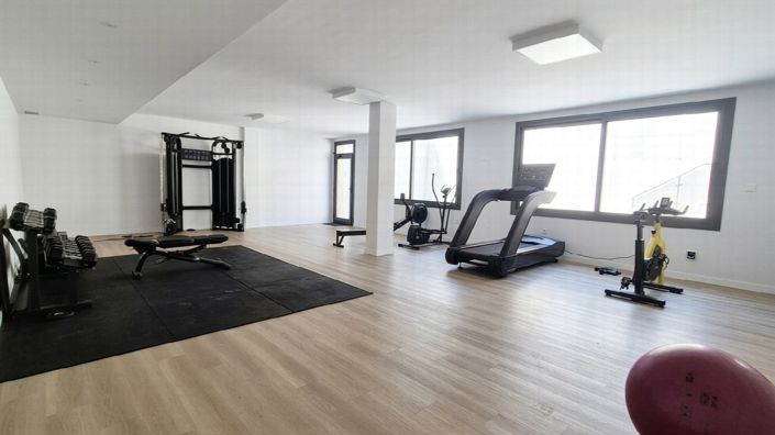 Image No.36-3 Bed Apartment for sale
