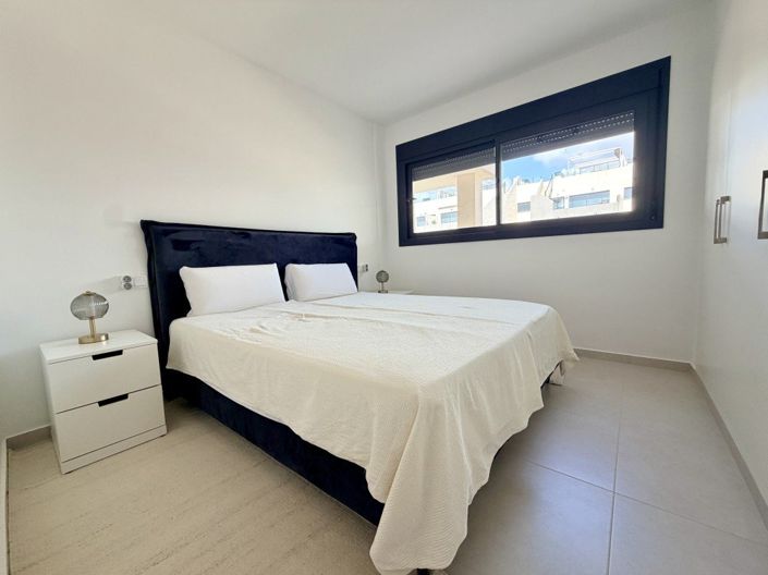 Image No.21-3 Bed Apartment for sale