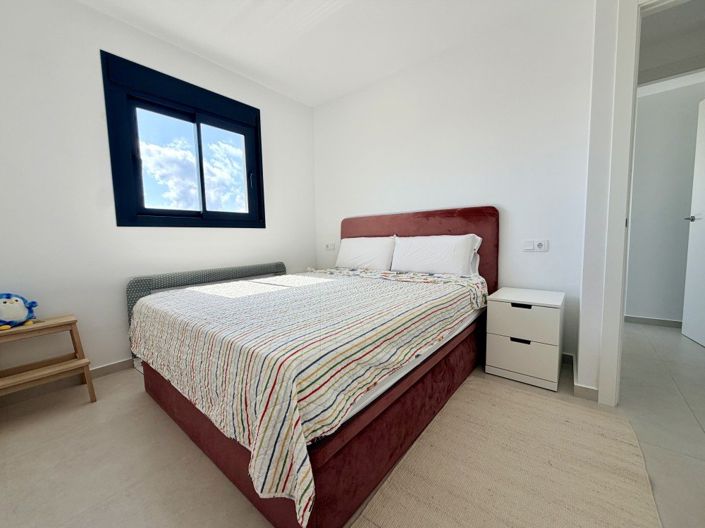 Image No.9-3 Bed Apartment for sale