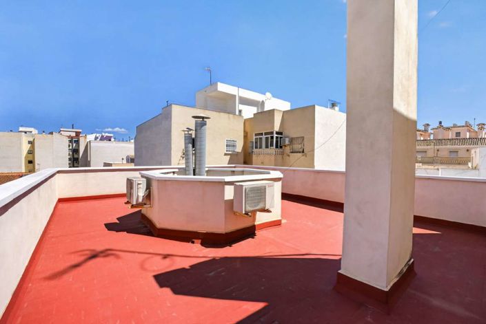 Image No.16-2 Bed House for sale