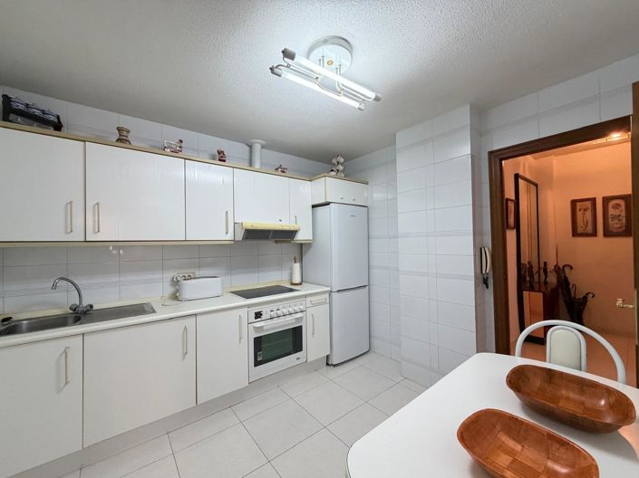 Image No.16-2 Bed Apartment for sale