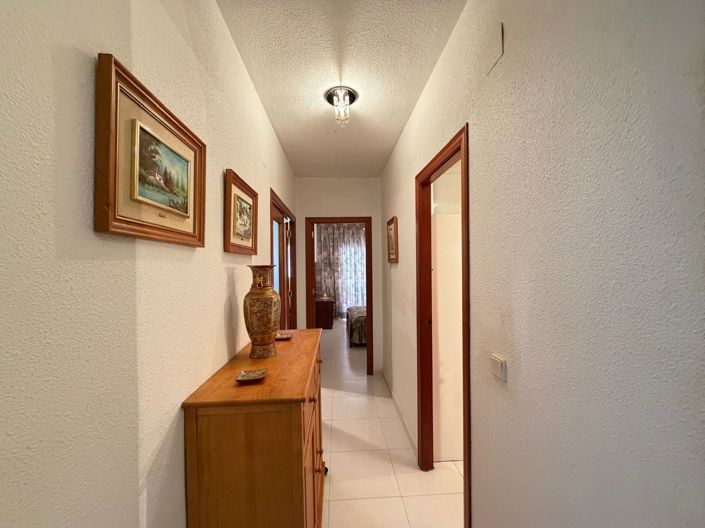 Image No.21-2 Bed Apartment for sale
