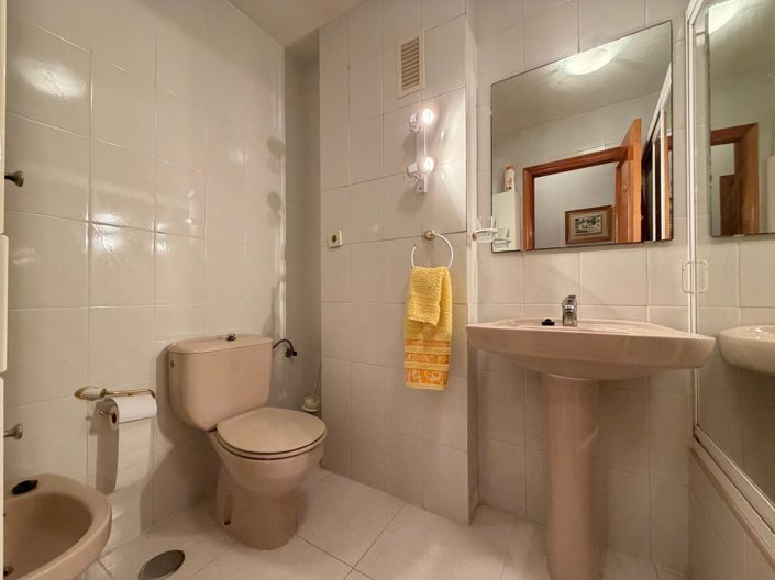 Image No.23-2 Bed Apartment for sale