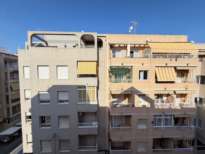 Image No.43-2 Bed Apartment for sale