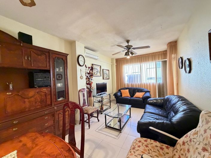 Image No.50-2 Bed Apartment for sale