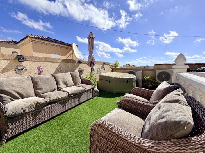 Image No.3-3 Bed Townhouse for sale