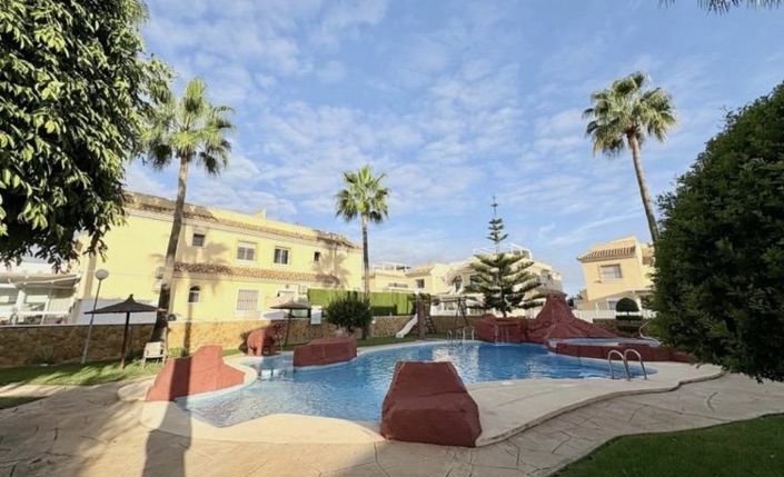 Image No.31-2 Bed Apartment for sale
