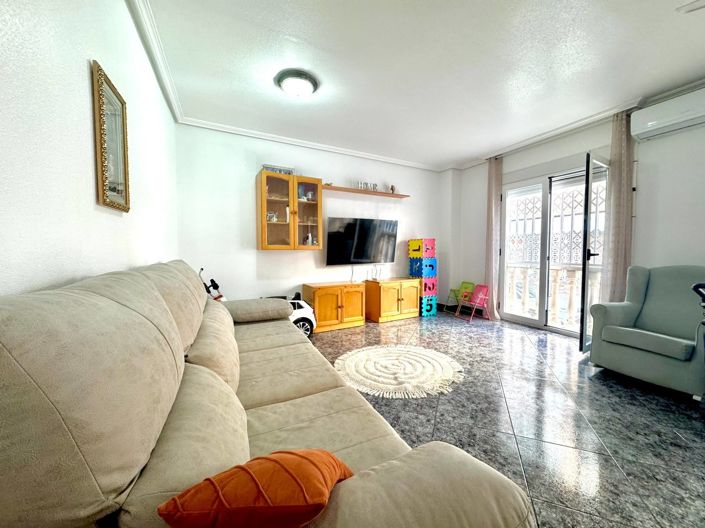 Image No.6-2 Bed Property for sale