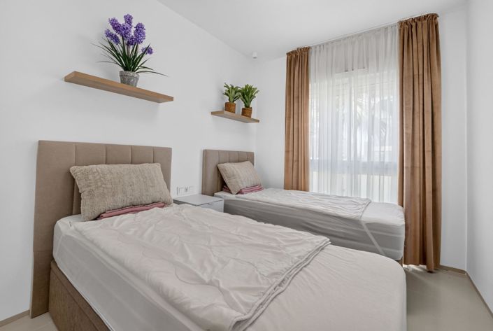 Image No.16-2 Bed Apartment for sale