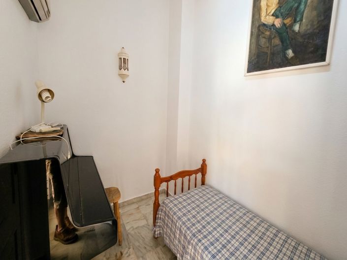 Image No.35-5 Bed Villa for sale