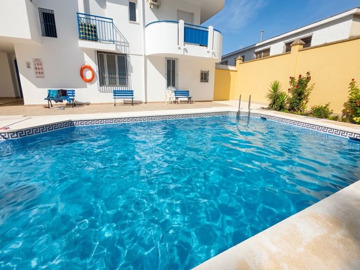 Image No.3-5 Bed Villa for sale