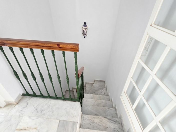 Image No.31-5 Bed Villa for sale