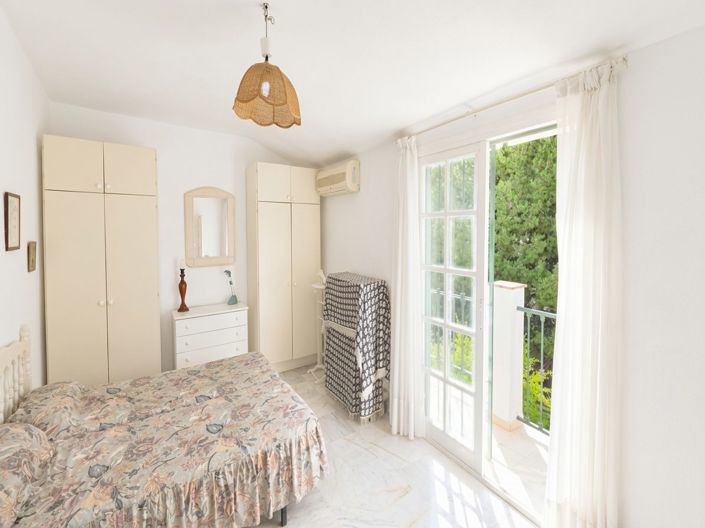 Image No.32-5 Bed Villa for sale