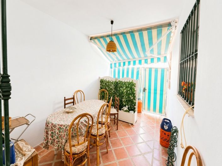 Image No.8-5 Bed Villa for sale