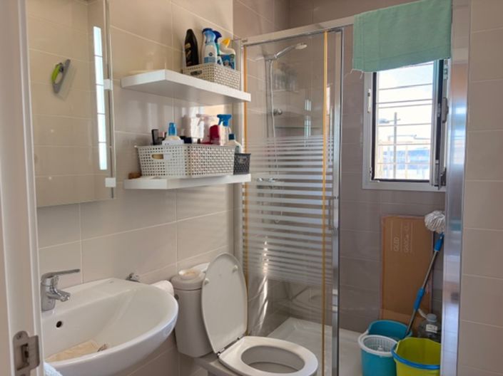 Image No.11-2 Bed Property for sale