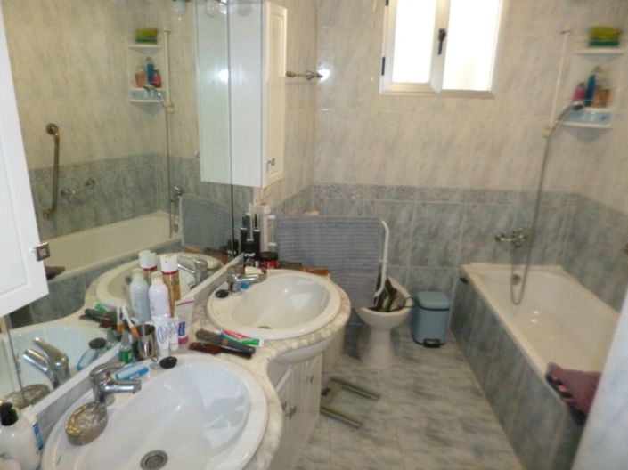 Image No.14-4 Bed House for sale