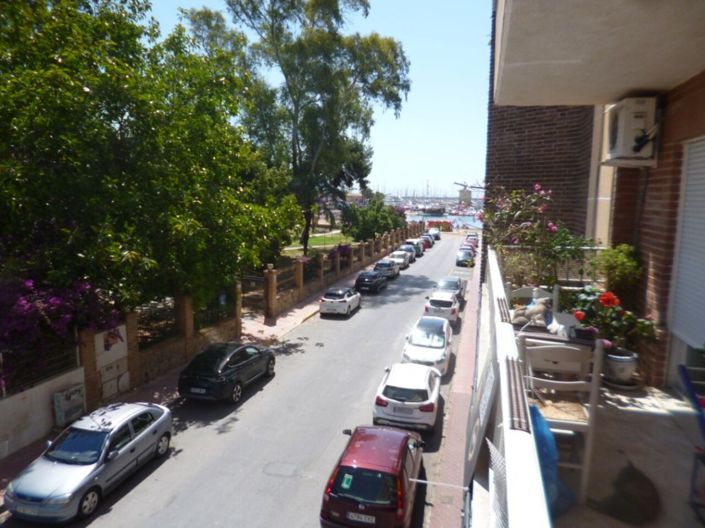 Image No.17-4 Bed House for sale
