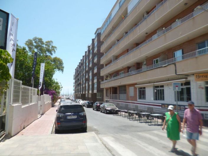 Image No.21-4 Bed House for sale