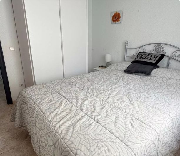 Image No.25-4 Bed House for sale