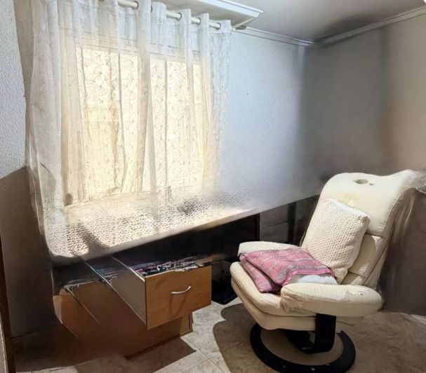 Image No.30-4 Bed House for sale