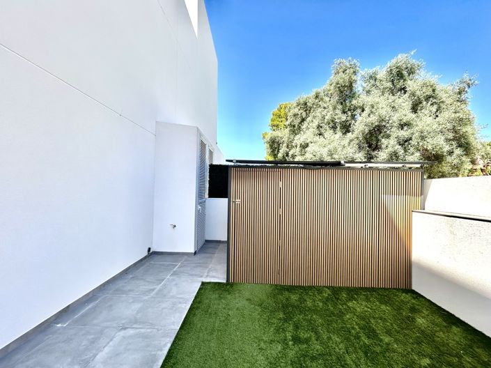 Image No.30-2 Bed Villa for sale