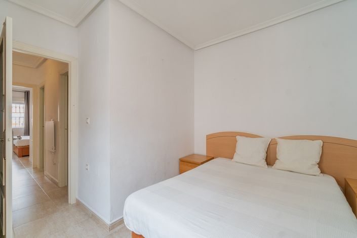 Image No.23-2 Bed Apartment for sale