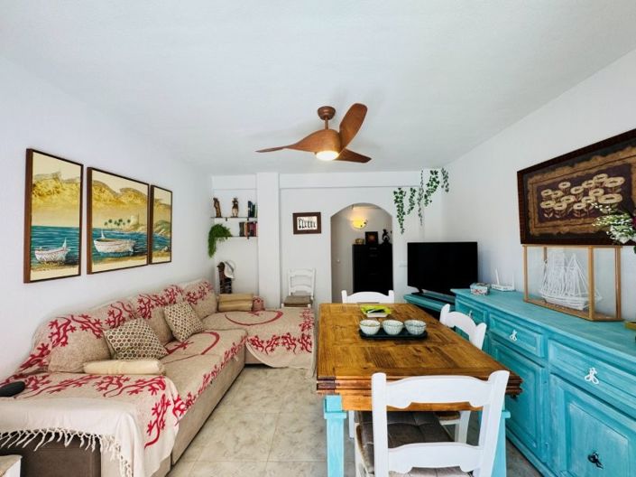 Image No.15-2 Bed House for sale