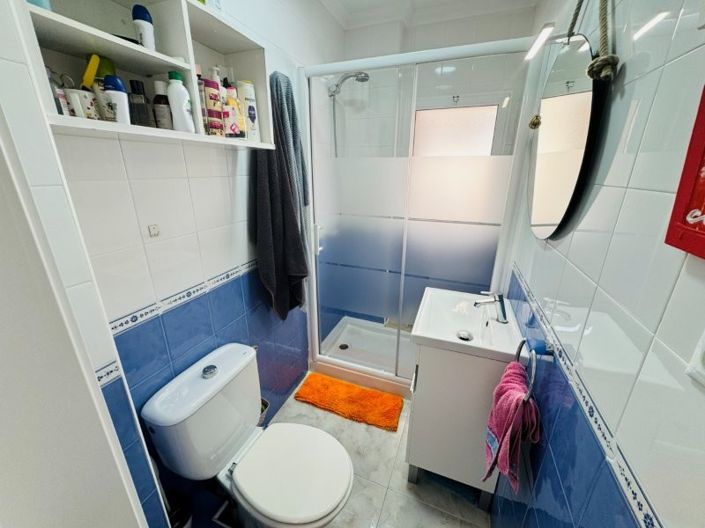Image No.17-2 Bed House for sale
