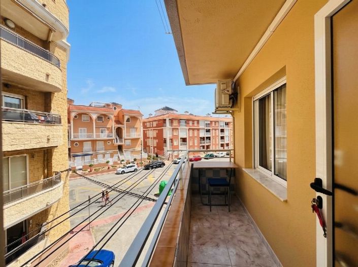 Image No.8-Propriété de 2 chambres à vendre à Torrevieja