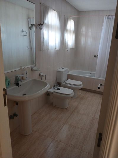 Image No.40-4 Bed Villa for sale