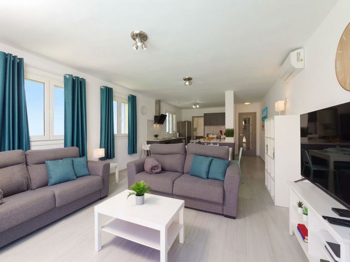 Image No.18-3 Bed Villa for sale