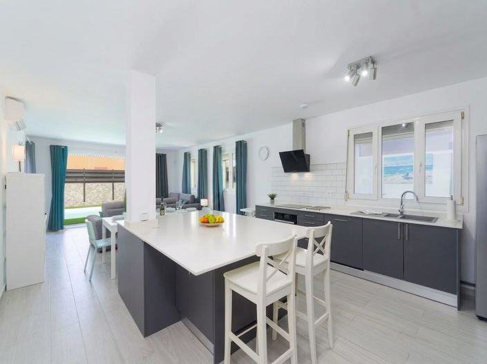 Image No.4-3 Bed Villa for sale