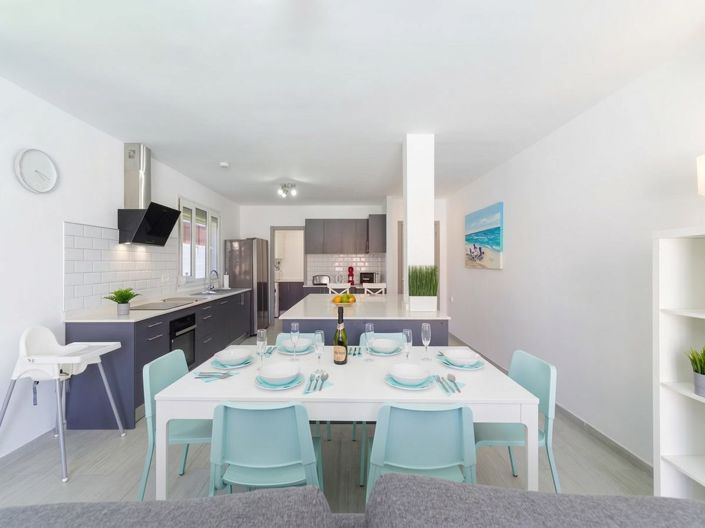Image No.8-3 Bed Villa for sale