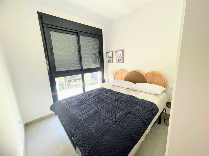 Image No.12-2 Bed Apartment for sale