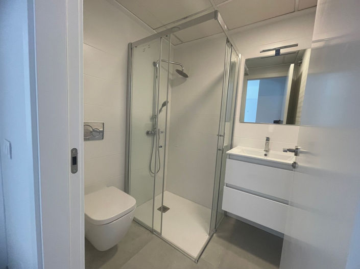 Image No.18-2 Bed Apartment for sale