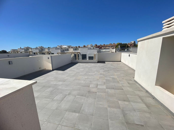 Image No.26-2 Bed Apartment for sale