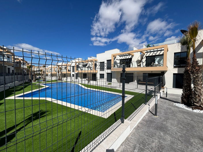 Image No.28-2 Bed Apartment for sale