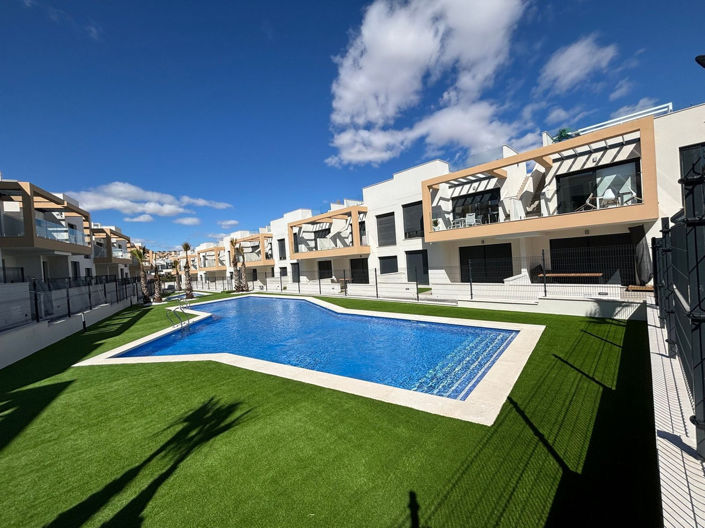 Image No.29-2 Bed Apartment for sale