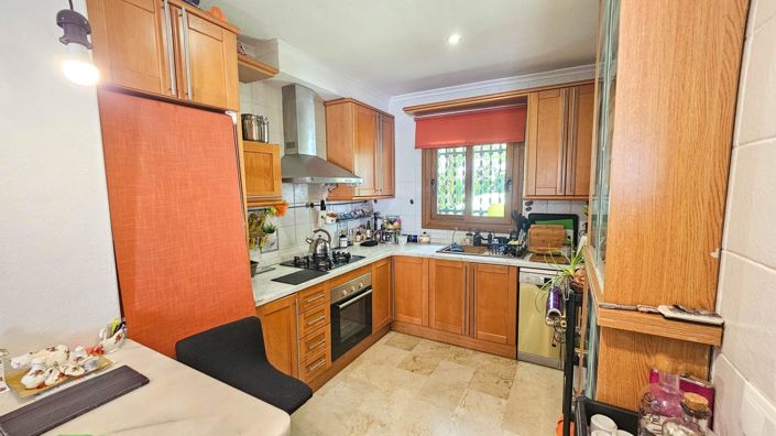 Image No.4-2 Bed Townhouse for sale