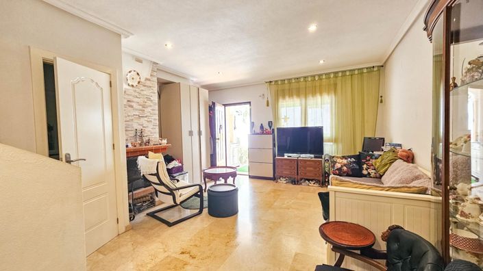 Image No.6-2 Bed Townhouse for sale