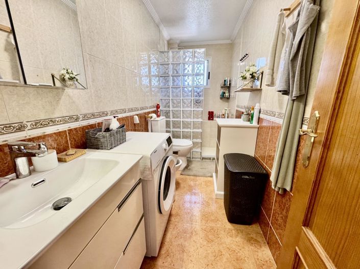 Image No.23-2 Bed Townhouse for sale