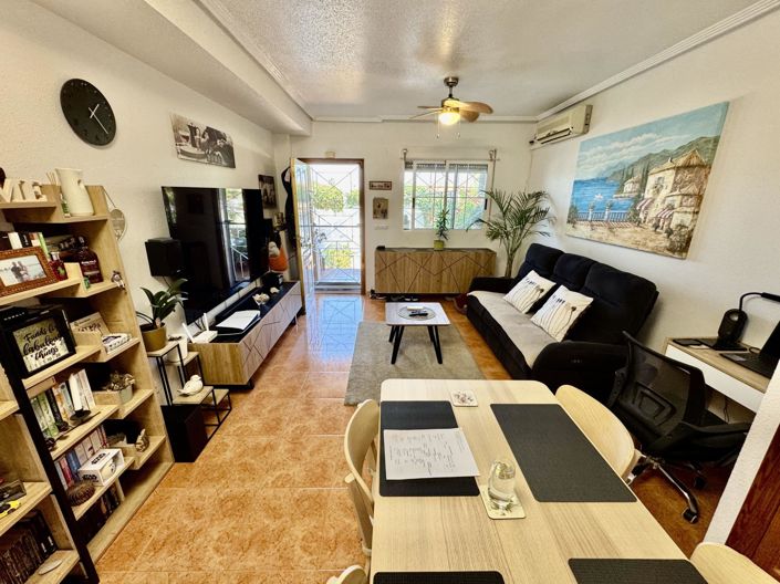 Image No.7-2 Bed Townhouse for sale