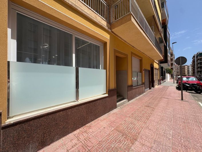 Image No.2-2 Bed House for sale