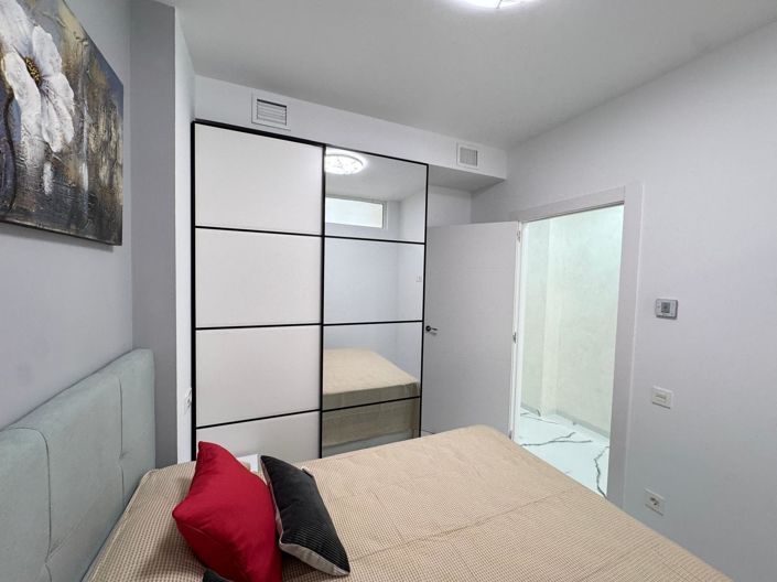 Image No.22-2 Bed House for sale