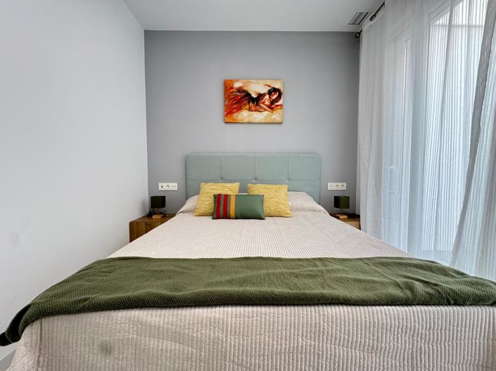 Image No.33-2 Bed House for sale