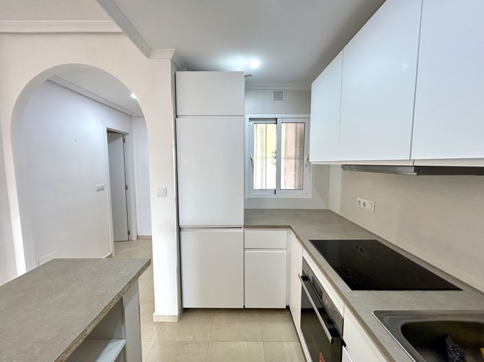 Image No.10-2 Bed Apartment for sale