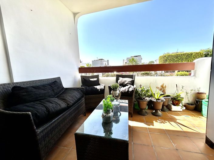 Image No.24-2 Bed House for sale
