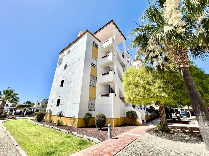 Image No.26-2 Bed House for sale